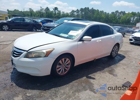 2012 Honda Accord 2.4 Ex-L from USA, damaged, VIN 1HGCP2F88CA064014